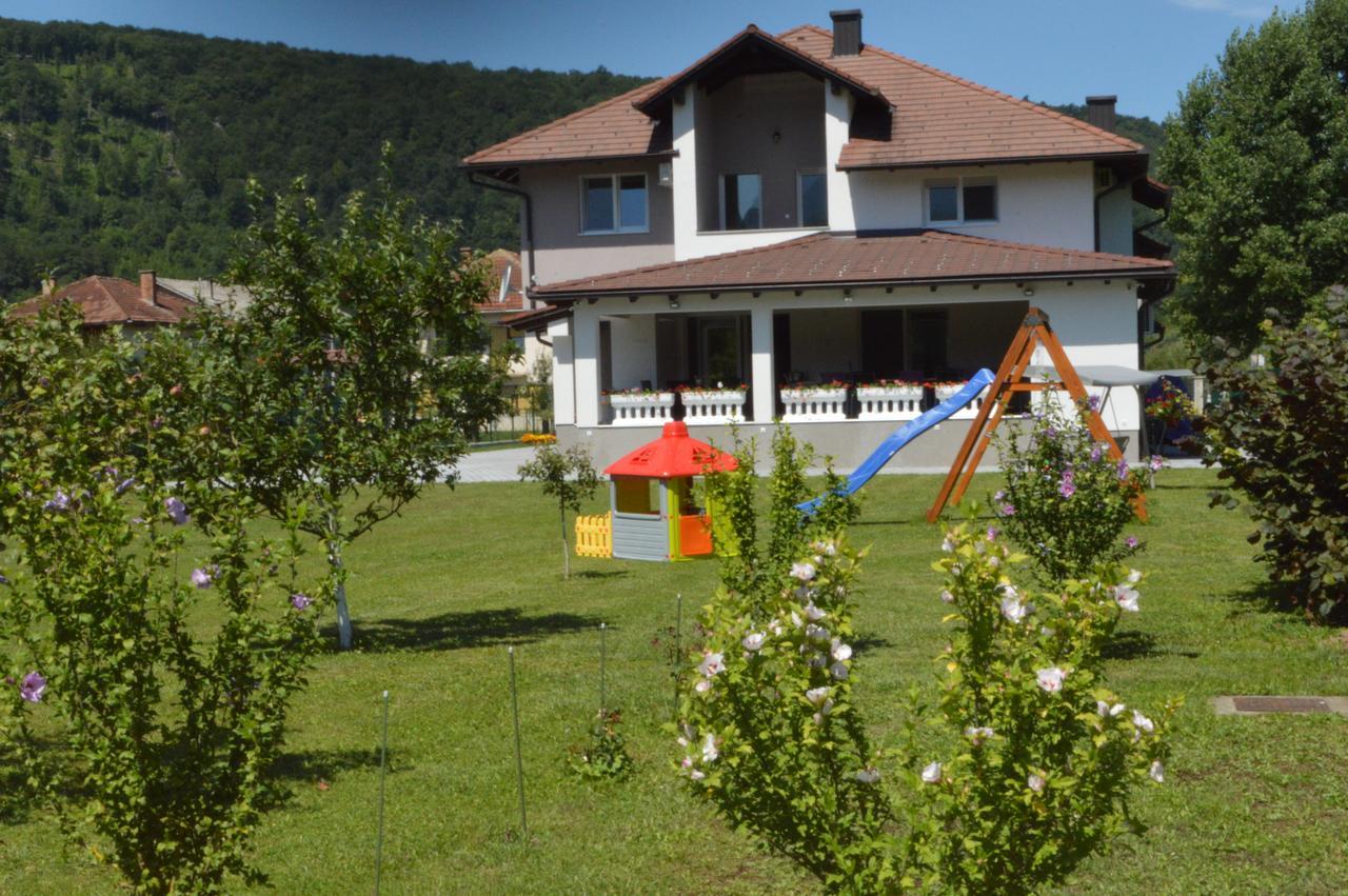 Amal Grand Villa Bihać Zewnętrze zdjęcie